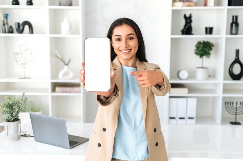 Picture of person holding a smartphone